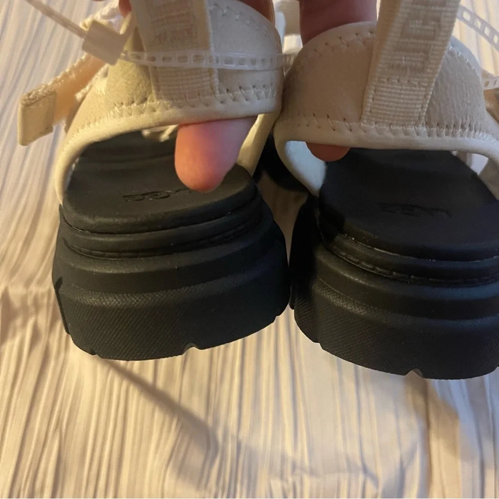 UGG energize those